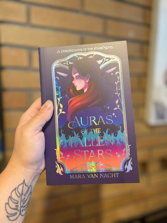 Auras of the Fallen Stars (Descendants of the Stars #1)
